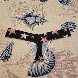 PINK Victoria's Secret Intimates & Sleepwear - 🆕️ Victoria's Secret Pink No-Show Thong PINK Victoria's Secret Intimates & Sleepwear - 🆕️ Victoria's Secret Pink No-Show Thong